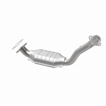 Load image into Gallery viewer, MagnaFlow Direct Fit Catalytic Converter 97-01 Explorer-Mountaineer
