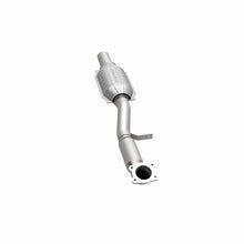 Load image into Gallery viewer, MagnaFlow Direct Fit Catalytic Converter Volvo S40/V40 1.9L Rear