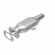 Load image into Gallery viewer, MagnaFlow Direct Fit Catalytic Converter GM 86 87