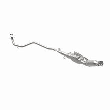 Load image into Gallery viewer, MagnaFlow Direct Fit Catalytic Converter 14-19 Toyota Prius C Base Underbody 1.5L