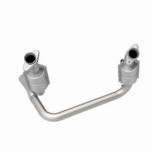 Load image into Gallery viewer, MagnaFlow Direct Fit Catalytic Converter 04 Dodge Durango 3.7L/4.7L