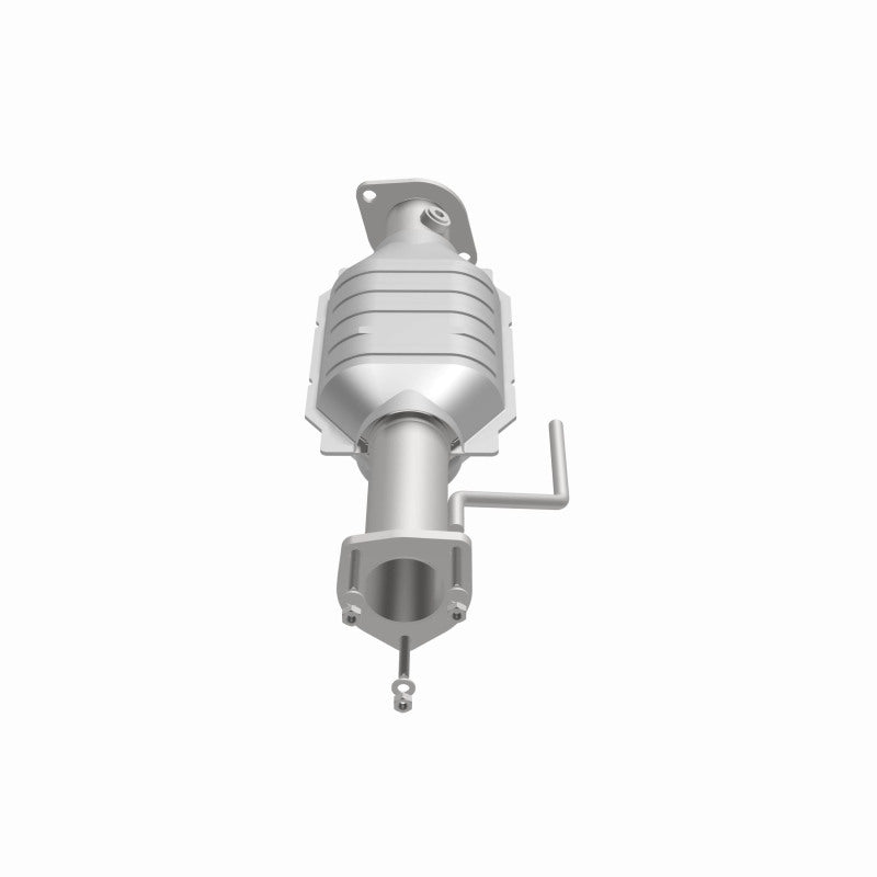 MagnaFlow Direct Fit Catalytic Converter 00-04 Jeep Wrangler 4.0L Rear/2.4L/2.5L