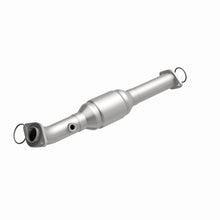 Load image into Gallery viewer, MagnaFlow Direct Fit Catalytic Converter 05-09 Toyota Tacoma 4.0L P/S Rear