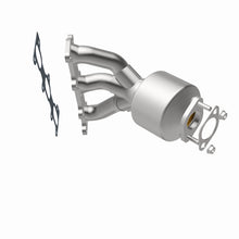 Load image into Gallery viewer, MagnaFlow Direct Fit Catalytic Converter 05-07 Kia Sportage 2.7L Passenger Side