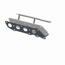 Load image into Gallery viewer, MagnaFlow Direct Fit Catalytic Converter 07 Ford Focus 2.0L Manifold **CA Emissions**