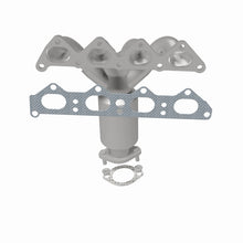 Load image into Gallery viewer, MagnaFlow Direct Fit Catalytic Converter 05-08 Kia Sportage 2.0L