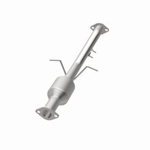Load image into Gallery viewer, MagnaFlow Direct Fit Catalytic Converter 95-98 Toyota T100 2WD 3.4L