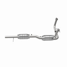 Load image into Gallery viewer, MagnaFlow Direct Fit Catalytic Converter 96 Bronco F150/F250 2 Conv