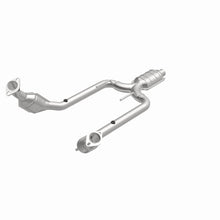 Load image into Gallery viewer, MagnaFlow Direct Fit Catalytic Converter Thunderbird-Cougar 95-96