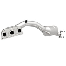 Load image into Gallery viewer, MagnaFlow Direct Fit Catalytic Converter 05-09 Audi A8 6.0L