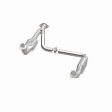 Load image into Gallery viewer, MagnaFlow Direct Fit Catalytic Converter 00-01Tahoe/Yukon V8 5.7L