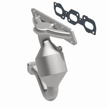 Load image into Gallery viewer, MagnaFlow Direct Fit Catalytic Converter 01-02 Cougar 2.5L Front