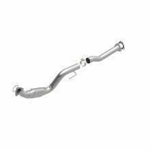 Load image into Gallery viewer, MagnaFlow Direct Fit Catalytic Converter 07-08 Express 2500 4.8L Passenger Side