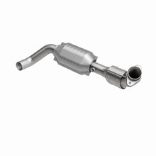 Load image into Gallery viewer, MagnaFlow Direct Fit Catalytic Converter 04-06 F-150 Pickup 5.4L 2WD D/S