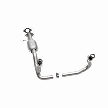 Load image into Gallery viewer, MagnaFlow Direct Fit Catalytic Converter 2000 S10/Sanoma 4.3L
