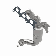 Load image into Gallery viewer, MagnaFlow DF Cat Conv 07-11 Chrysler Sebring 2.7L Fr Manifold / 08-10 Dodge Avenger 2.7L Fr Manifold