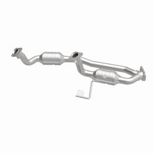 Load image into Gallery viewer, MagnaFlow Direct Fit Catalytic Converter 01-03 Windstar 3.8 OEM
