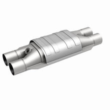 Load image into Gallery viewer, MagnaFlow Universal Catalytic Converter 2 D/D W/O2 Boss