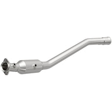 Load image into Gallery viewer, MagnaFlow Direct Fit Catalytic Converter 13-14 Mercedes-Benz GL450 V8 4.6 OEM Underbody