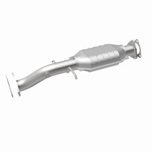 Load image into Gallery viewer, MagnaFlow Direct Fit Catalytic Converter Blazer-Jimmy 96-99 4.3L