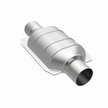 Load image into Gallery viewer, MagnaFlow Universal Catalytic Converter 2.5 W/Single O2 Boss