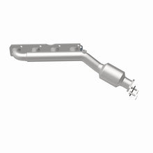 Load image into Gallery viewer, MagnaFlow Direct Fit Catalytic Converter 07 Titan 5.6L D/S manif OEM
