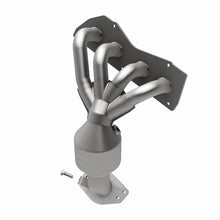 Load image into Gallery viewer, MagnaFlow Direct Fit Catalytic Converter 2009 Toyota RAV4 2.5L