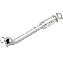 Load image into Gallery viewer, MagnaFlow Direct Fit Catalytic Converter 05-13 Nissan Frontier 2.5L
