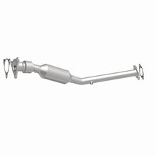 Load image into Gallery viewer, MagnaFlow Catalytic Converter Direct Fit OEM Grade 05-07 Saturn Ion 3 L4 2.2L
