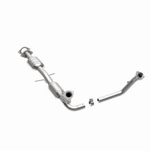 Load image into Gallery viewer, MagnaFlow Direct Fit Catalytic Converter 00-04 S10/Sonoma 4.3L