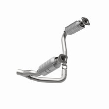 Load image into Gallery viewer, MagnaFlow Direct Fit Catalytic Converter Dakota 05-06 6 3.7L