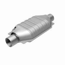 Load image into Gallery viewer, MagnaFlow Universal Catalytic Converter 2.5 Dual O2 Boss
