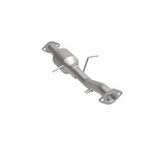 Load image into Gallery viewer, MagnaFlow Direct Fit Catalytic Converter 95-98 Toyota T100 2WD 3.4L