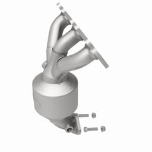 Load image into Gallery viewer, MagnaFlow Direct Fit Catalytic Converter 07-08 Hyundai Tiburon 2.7L