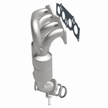 Load image into Gallery viewer, MagnaFlow Direct Fit Catalytic Converter 01-03 Toyota Rav4 2.0L L4
