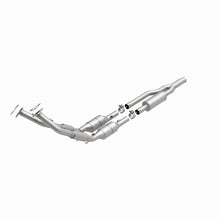 Load image into Gallery viewer, MagnaFlow Direct Fit Catalytic Converter TT QUATTRO-08 3.2L OEM