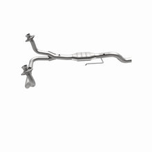 Load image into Gallery viewer, MagnaFlow Direct Fit Catalytic Converter 00-03 Dakota 4.7L 4WD OEM