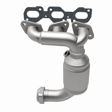Load image into Gallery viewer, MagnaFlow Direct Fit Catalytic Converter Contour 95-00 2.5L Front MF