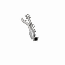 Load image into Gallery viewer, MagnaFlow Direct Fit Catalytic Converter 97-01 Explorer-Mountaineer