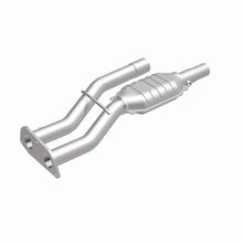 Load image into Gallery viewer, MagnaFlow Direct Fit Catalytic Converter 98 GM Truck 5.7L