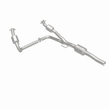 Load image into Gallery viewer, MagnaFlow Direct Fit Catalytic Converter 02-03 Dodge Durango 5.9L