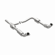 Load image into Gallery viewer, MagnaFlow Direct Fit Catalytic Converter 2008+ Ford E-150 4.6L
