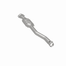 Load image into Gallery viewer, MagnaFlow Direct Fit Catalytic Converter 2011-2012 EQUINOX 3.0L Underbody
