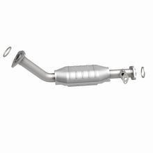 Load image into Gallery viewer, MagnaFlow Direct Fit Catalytic Converter 00-02 Toyota Tundra 4.7L