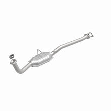 Load image into Gallery viewer, MagnaFlow Direct Fit Catalytic Converter 98-01 Metro/Swift 1.3 rr OE