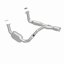 Load image into Gallery viewer, MagnaFlow Direct Fit Catalytic Converter 06-09 TB/Envoy 5.3/6.0 OEM