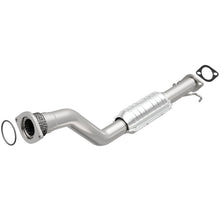 Load image into Gallery viewer, MagnaFlow Direct Fit Catalytic Converter 97-02 GM 3.8L