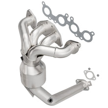 Load image into Gallery viewer, MagnaFlow Direct Fit Catalytic Converter 05-11 Volvo XC90 4.4L Front