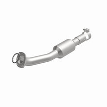 Load image into Gallery viewer, MagnaFlow Direct Fit Catalytic Converter 09-12 Toyota RAV4 2.5 3.5 Underbody
