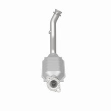 Load image into Gallery viewer, MagnaFlow Direct Fit Catalytic Converter 97-01 Explorer-Mountaineer